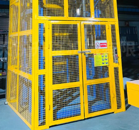 赤壁货梯可以安装在室外吗