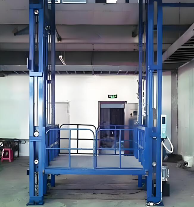 赤壁导轨式升降货梯
